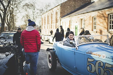 Open-top racing car blue